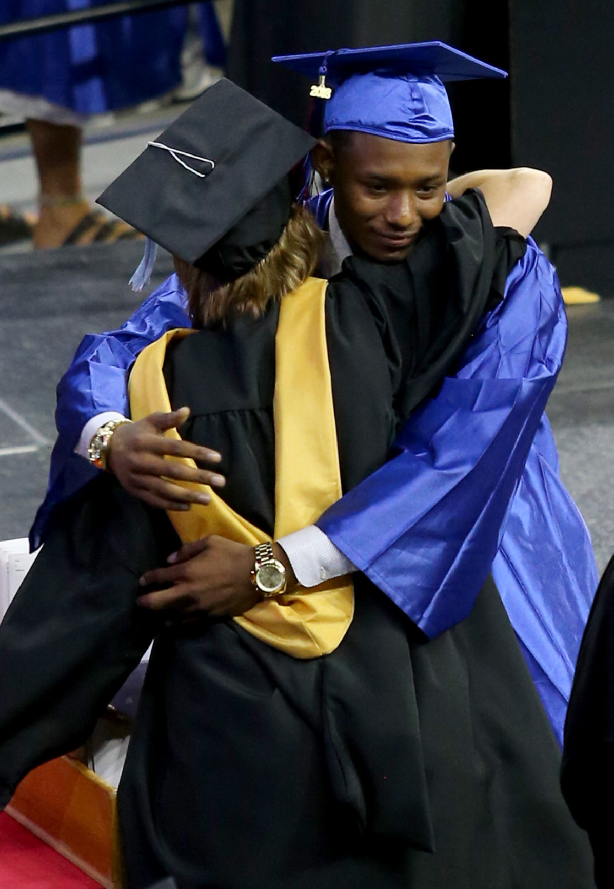 060318-qct-central-grad-012